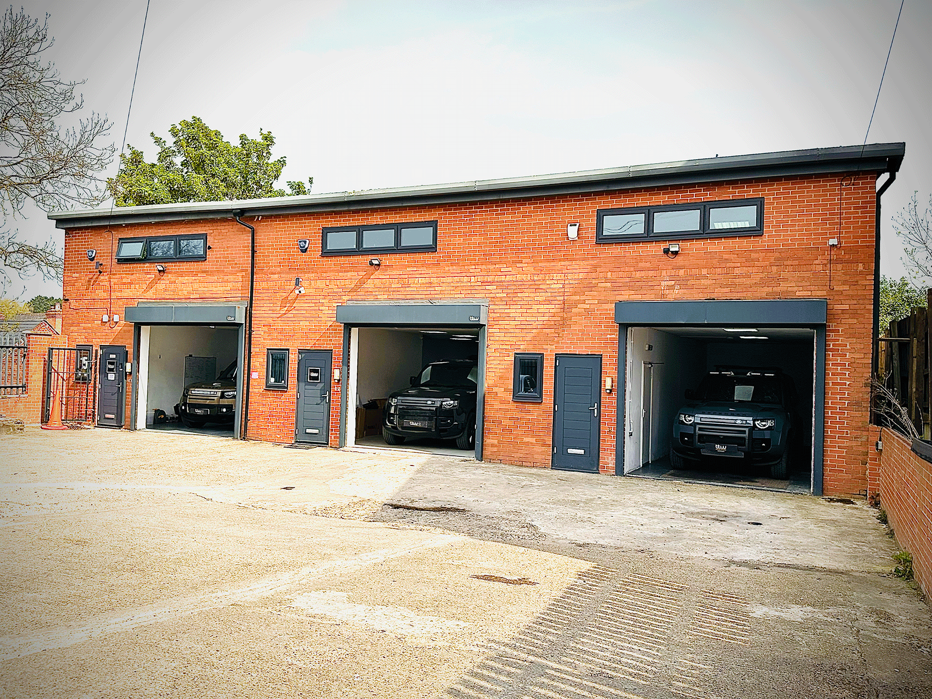 Defender Retrofit UK - Nottingham - Leading Defender Upgrades Defender Retrofit UK - Nottingham - Leading Defender Upgrades